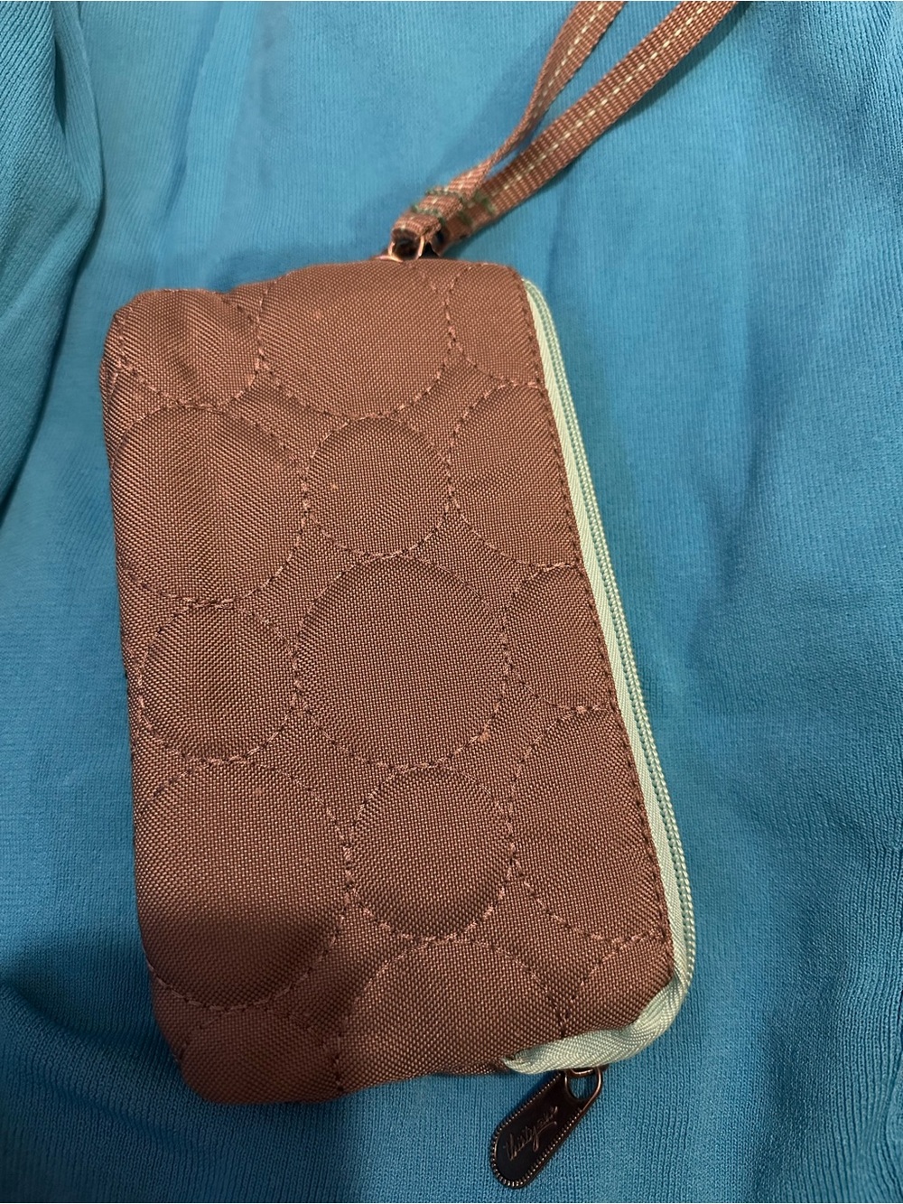 Textured Circle Quilted Wristlet - Gray - Picture 2 of 9